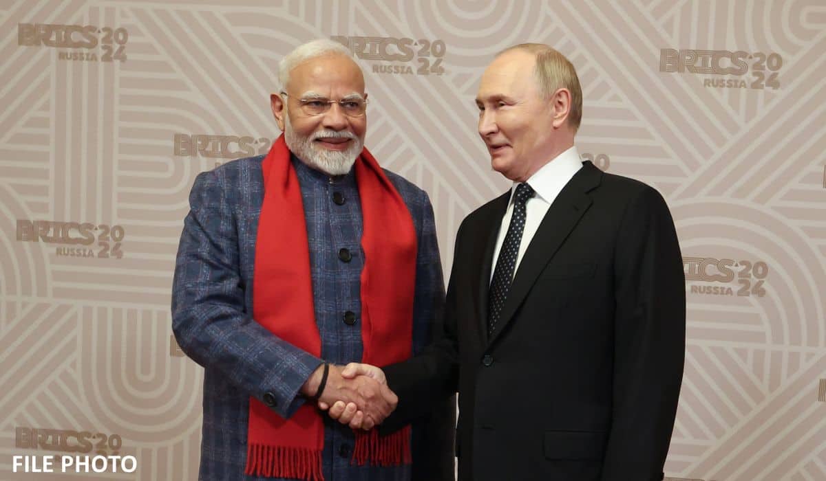 PM Narendra Modi speaks with President Putin