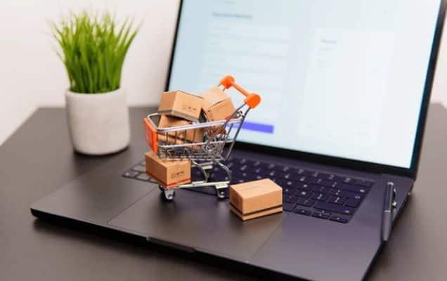 Ecommerce order volumes up 31% during Independence Day sales 