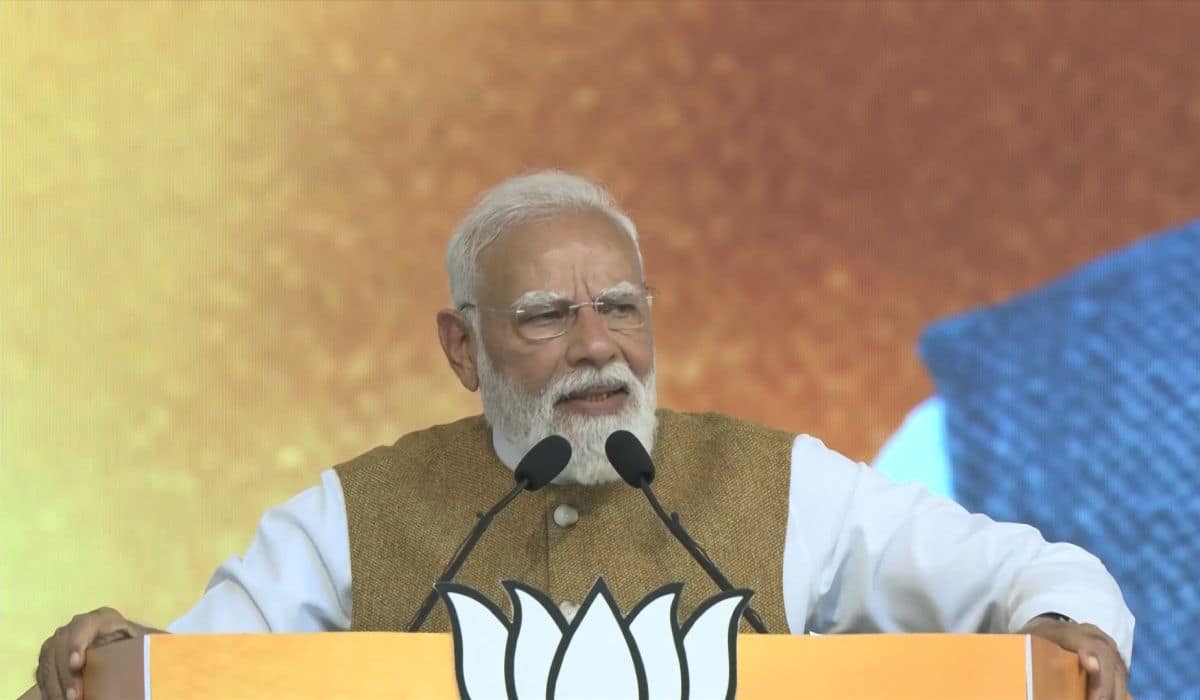 Huge crowd turns up as PM Modi addresses rally in Thiruvananthapuram, Kerala