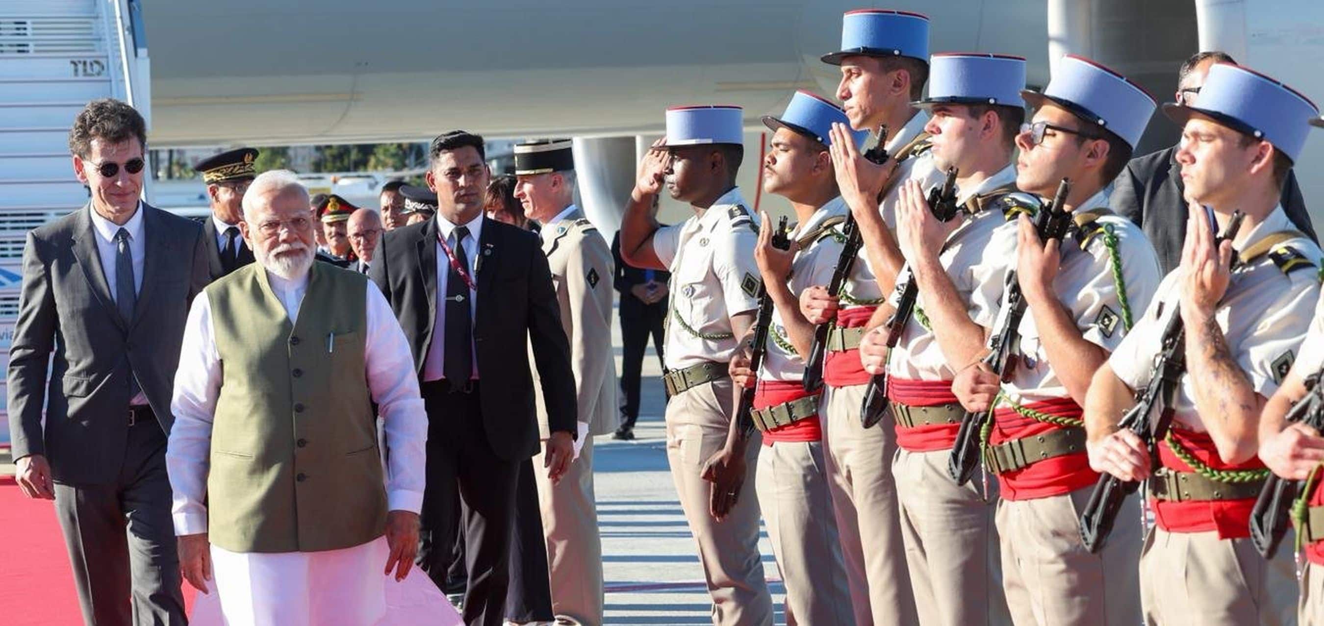 PM Modi arrives in France