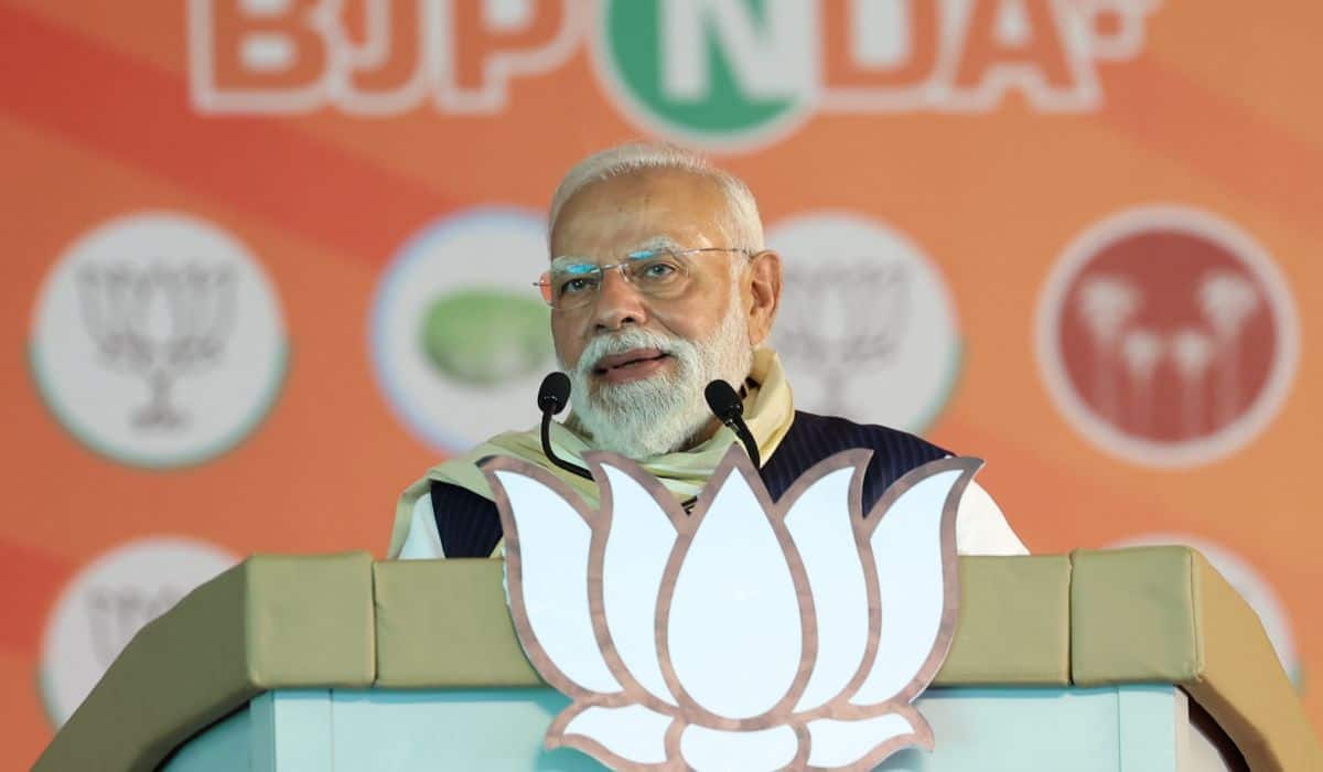 Text of PM Modi participates in a massive public meeting in Thiruvalla, Keralam