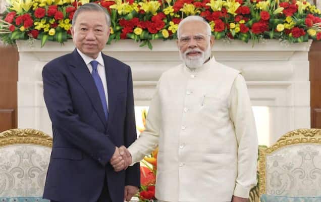 India, Vietnam discuss $629 mn BrahMos deal, deepen strategic ties  