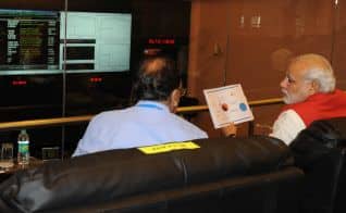 PM witnesses historic successful insertion of Mars Orbiter Mission into Martian orbit